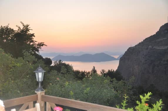 Onur Motel Faralya